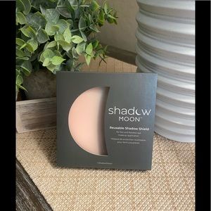 Shadow Moon Re-usable eyeshadow shield
